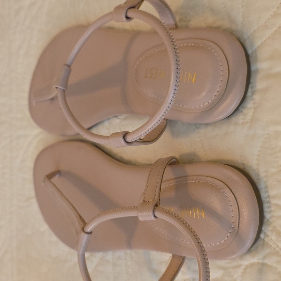 Nine West Pink leather sandals 2 pair - Picture 5 of 7